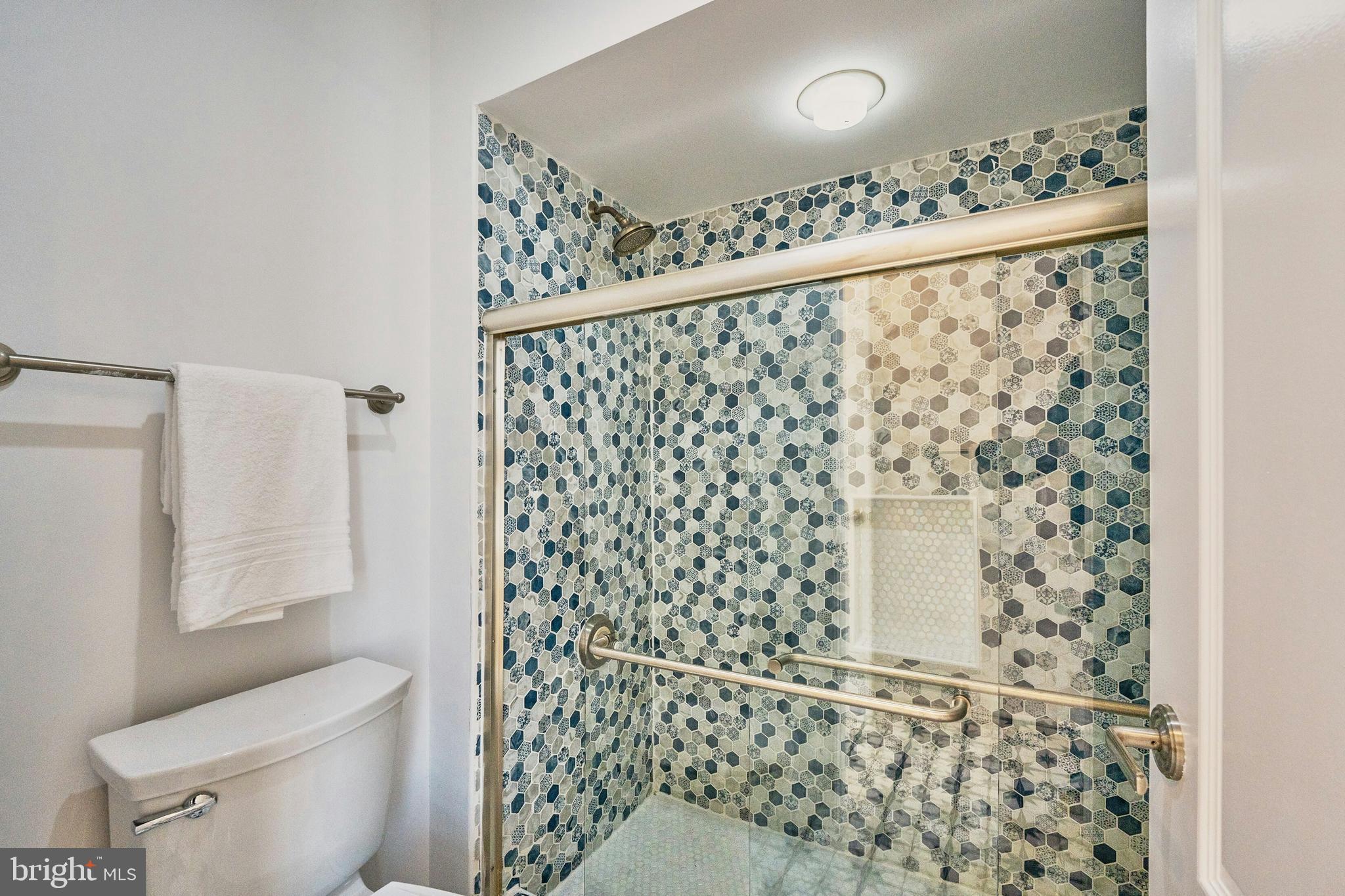 RED CEDAR WEST - Residential