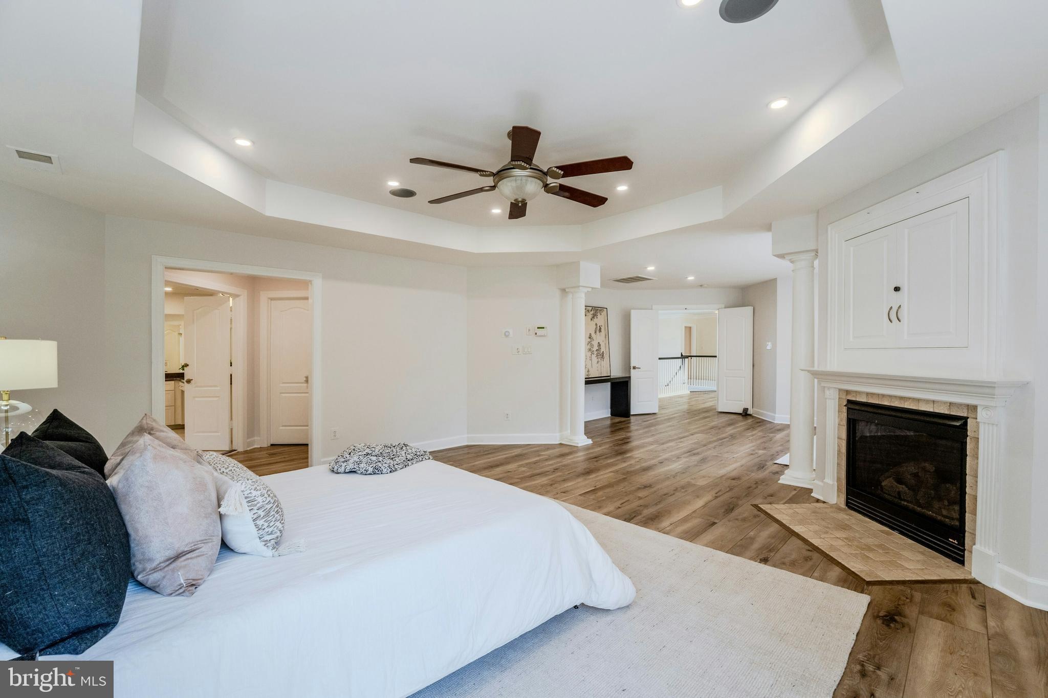 RED CEDAR WEST - Residential