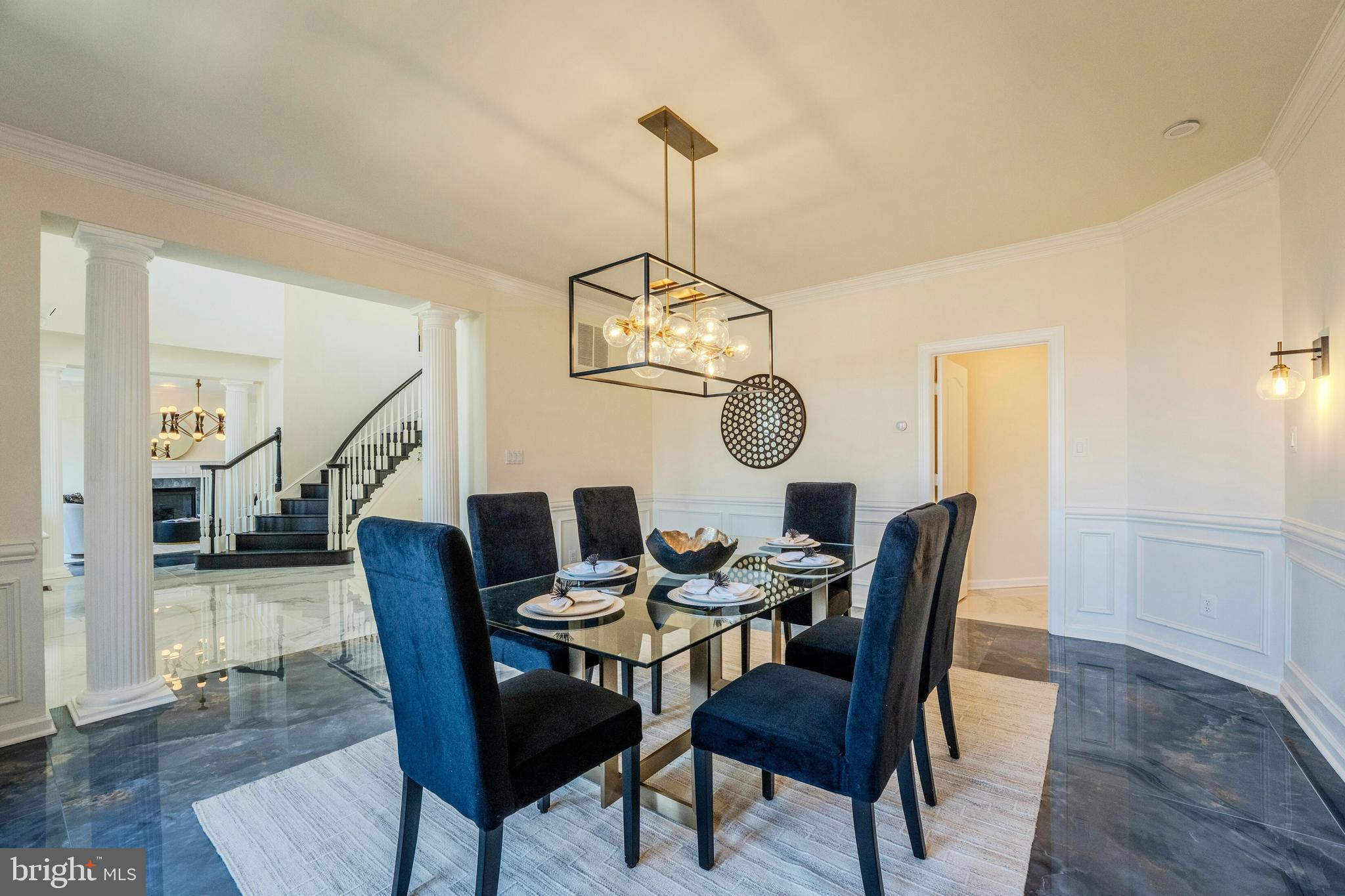 RED CEDAR WEST - Residential