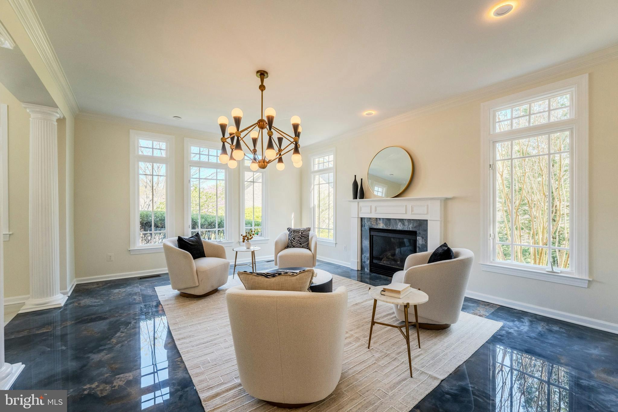 RED CEDAR WEST - Residential