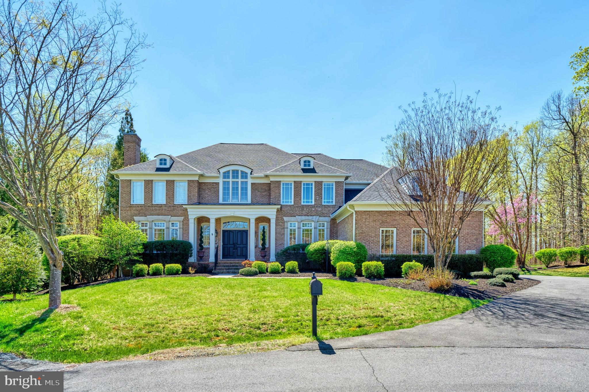 RED CEDAR WEST - Residential