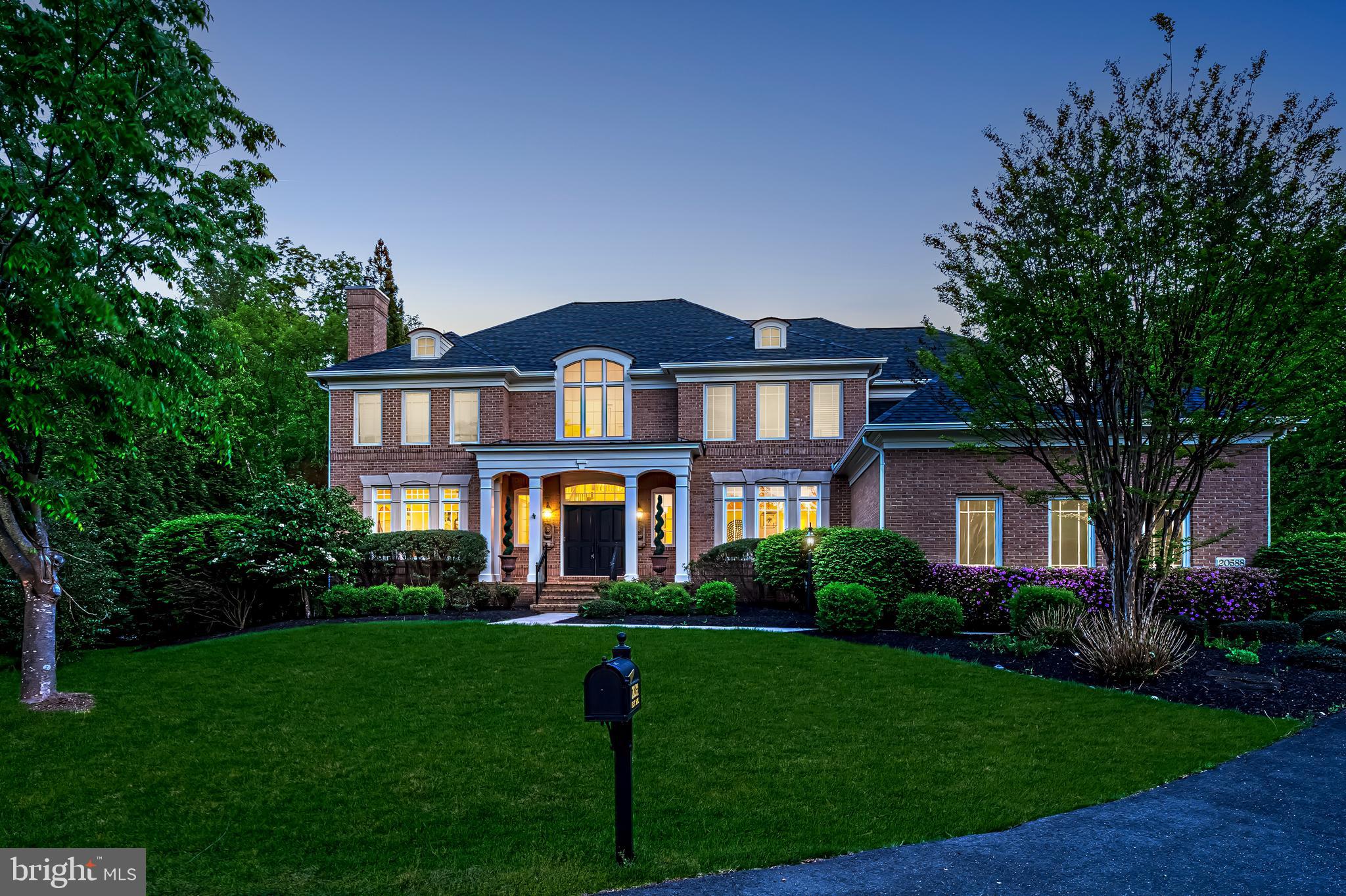 RED CEDAR WEST - Residential