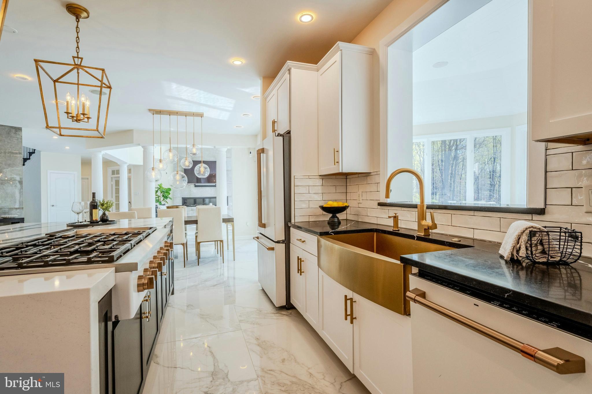 RED CEDAR WEST - Residential