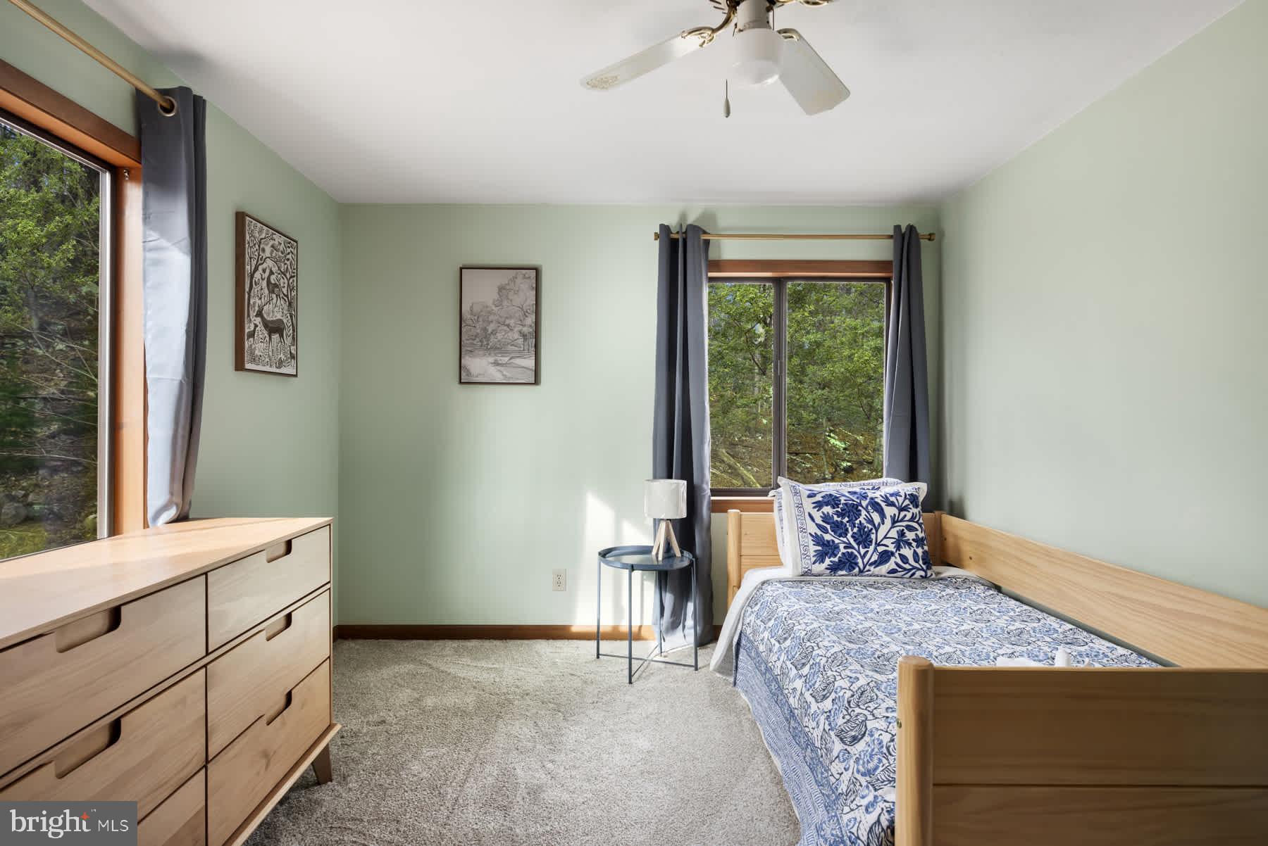 THUNDERBIRD HILLS - Residential