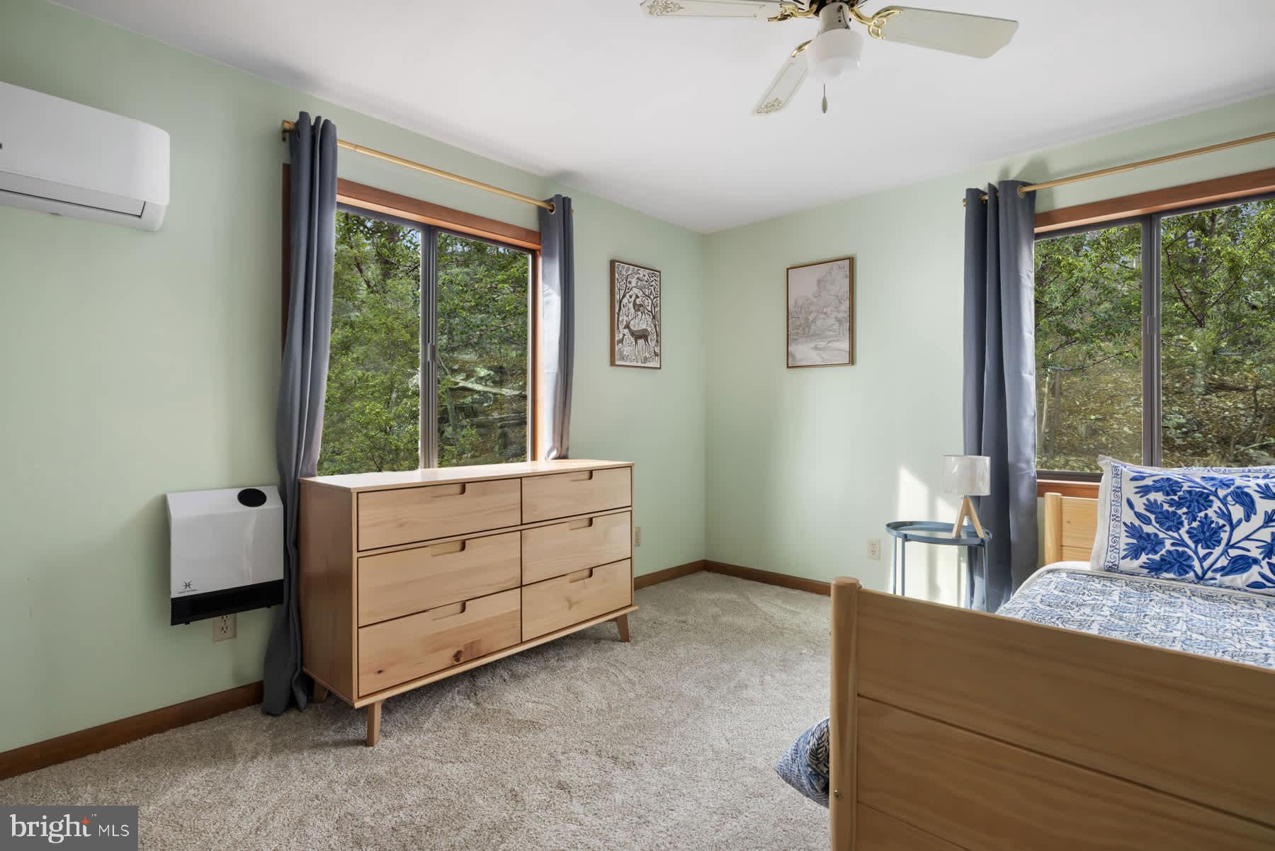 THUNDERBIRD HILLS - Residential