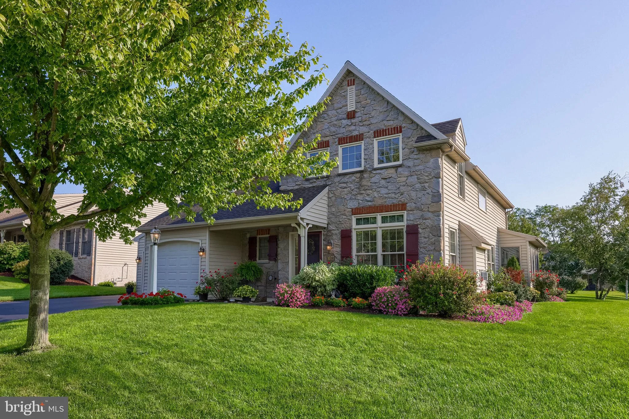 1077 Cambridge Drive, Manheim, PA, 17545