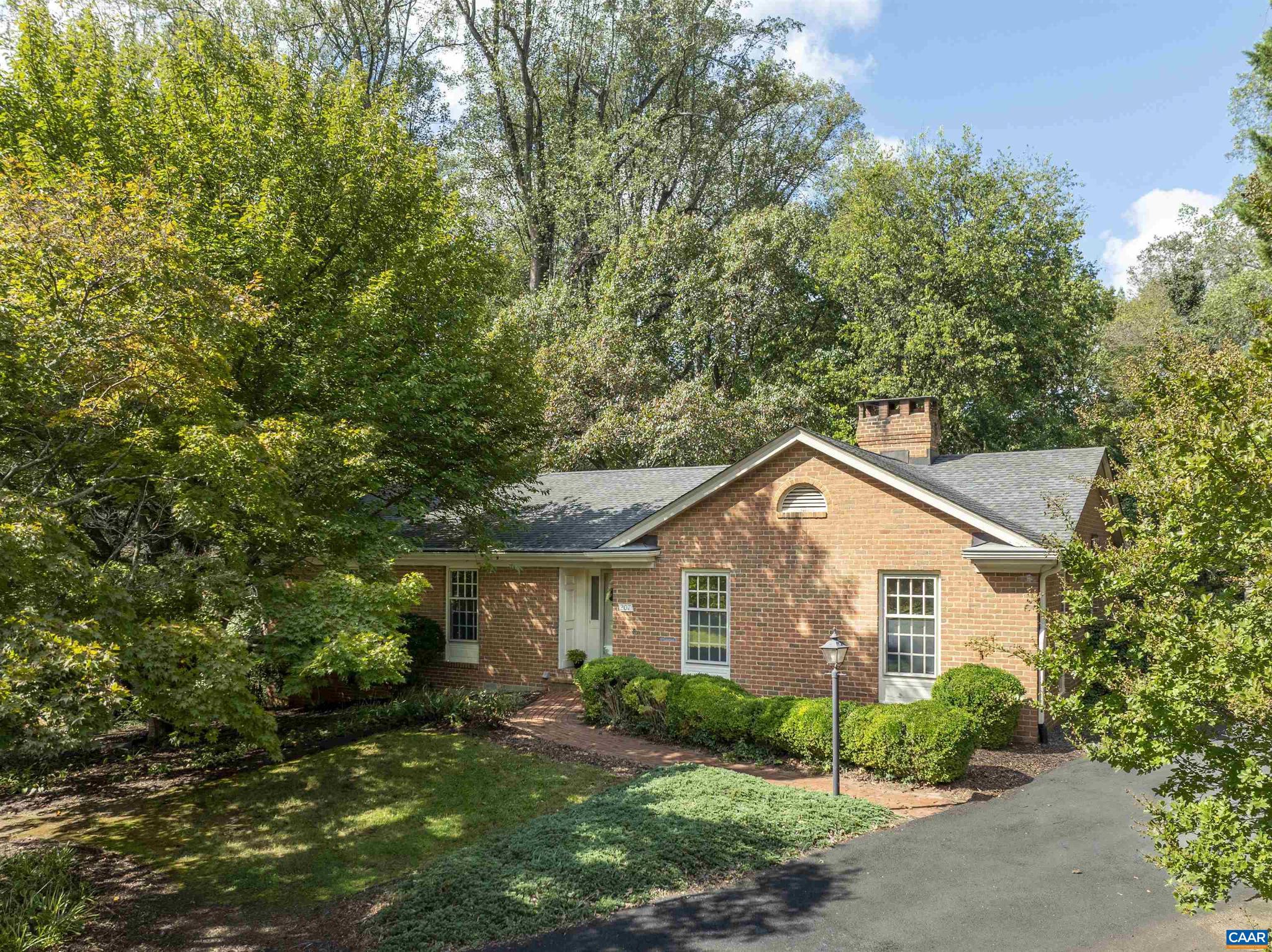 CANTERBURY HILLS - Residential