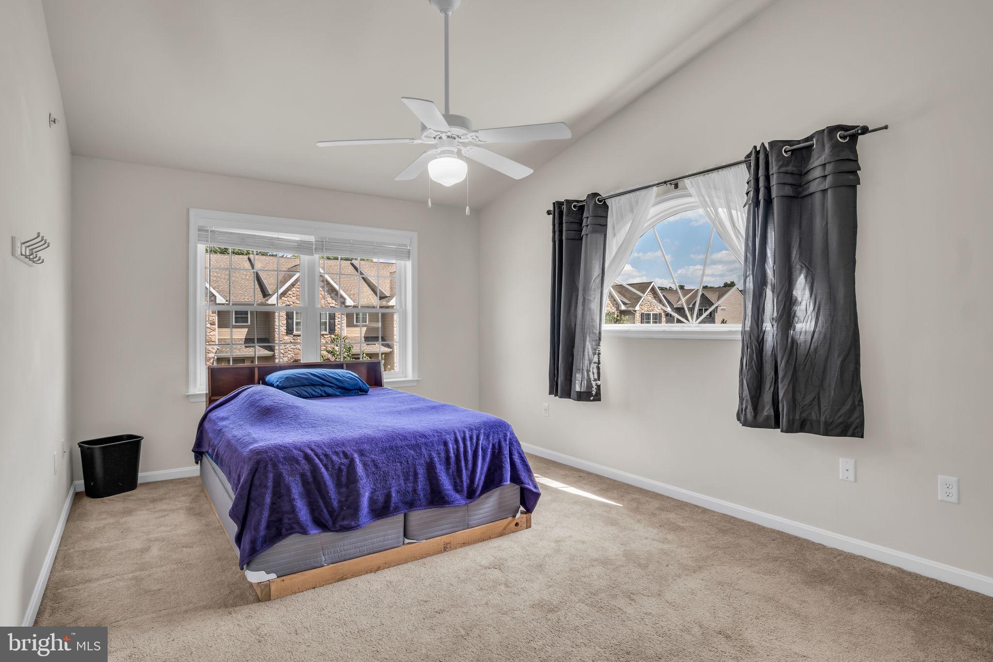 MELBOURNE PLACE II - Residential