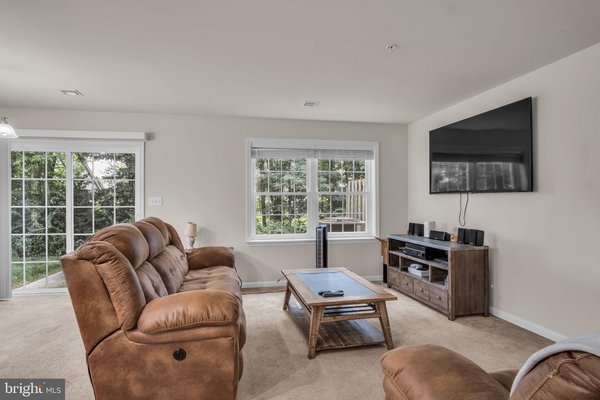 MELBOURNE PLACE II - Residential