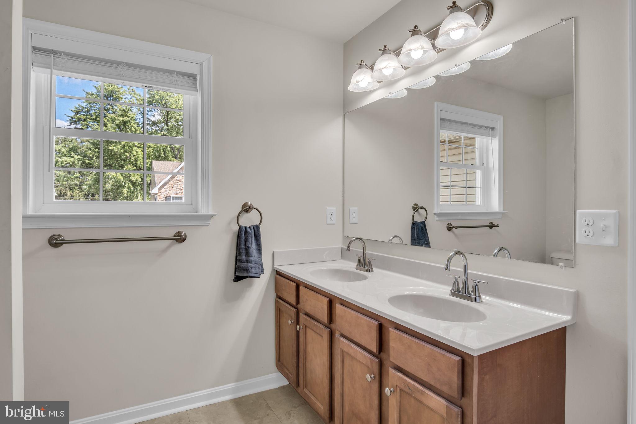 MELBOURNE PLACE II - Residential