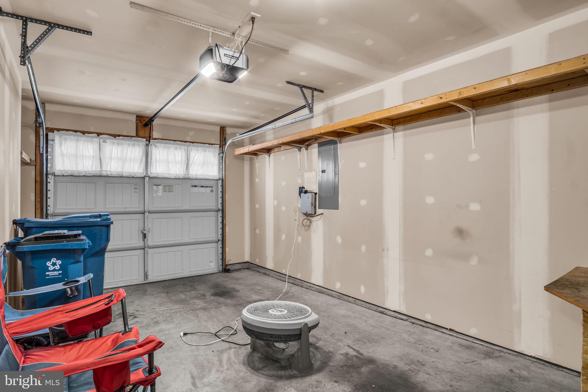 MELBOURNE PLACE II - Residential