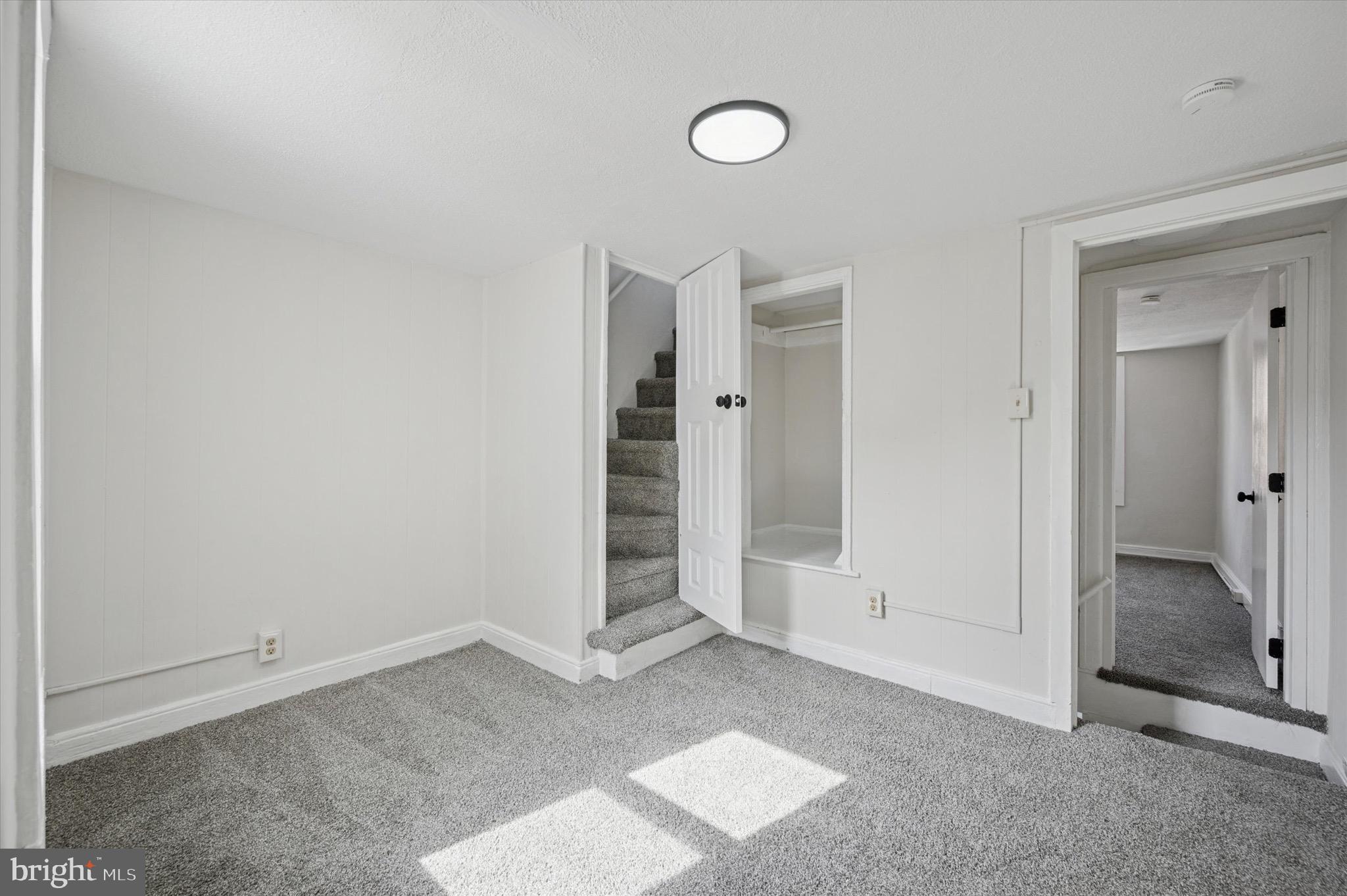 GERMANTOWN (EAST) - Residential