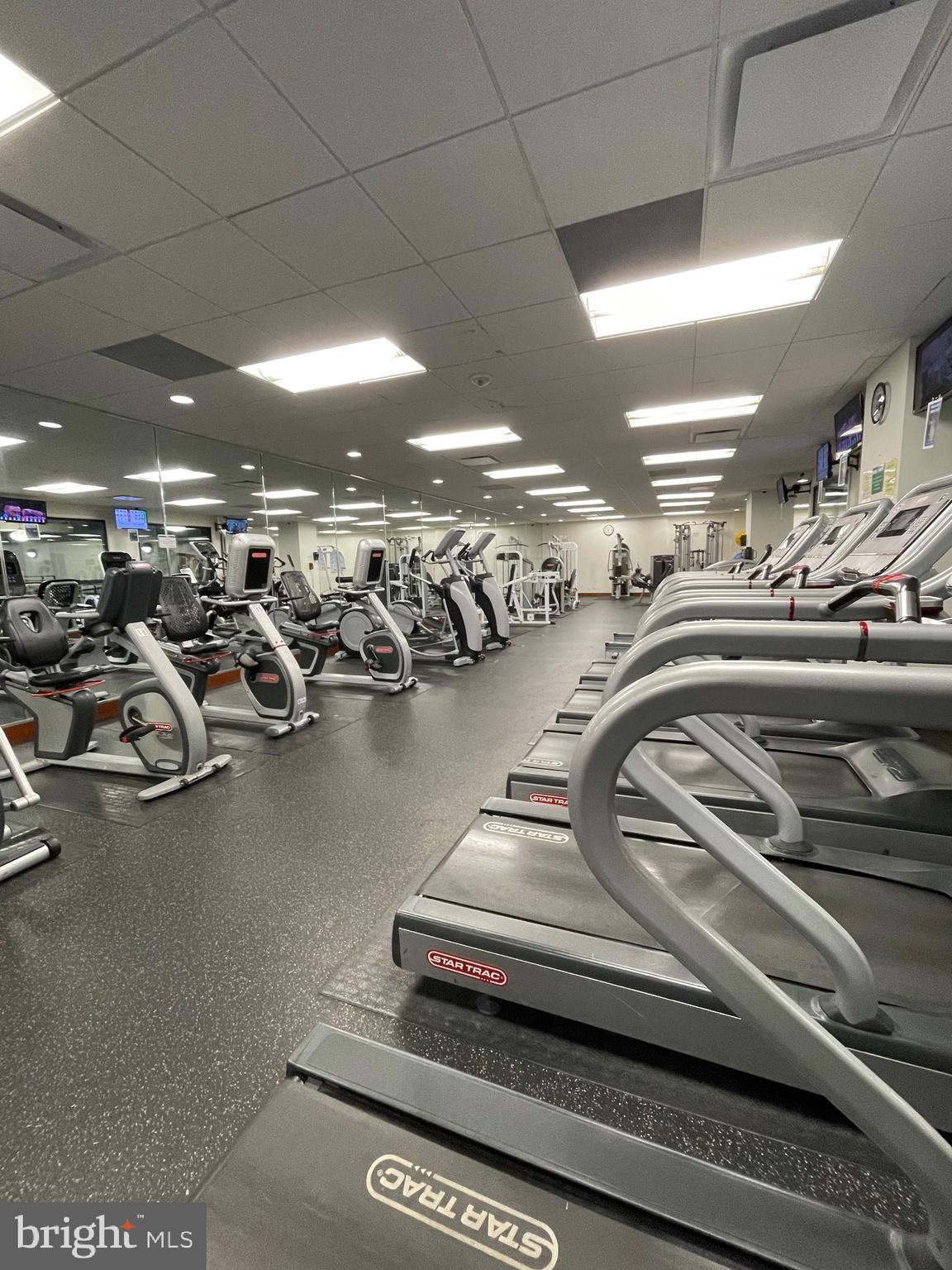 WATERGATE AT LANDMARK - Residential