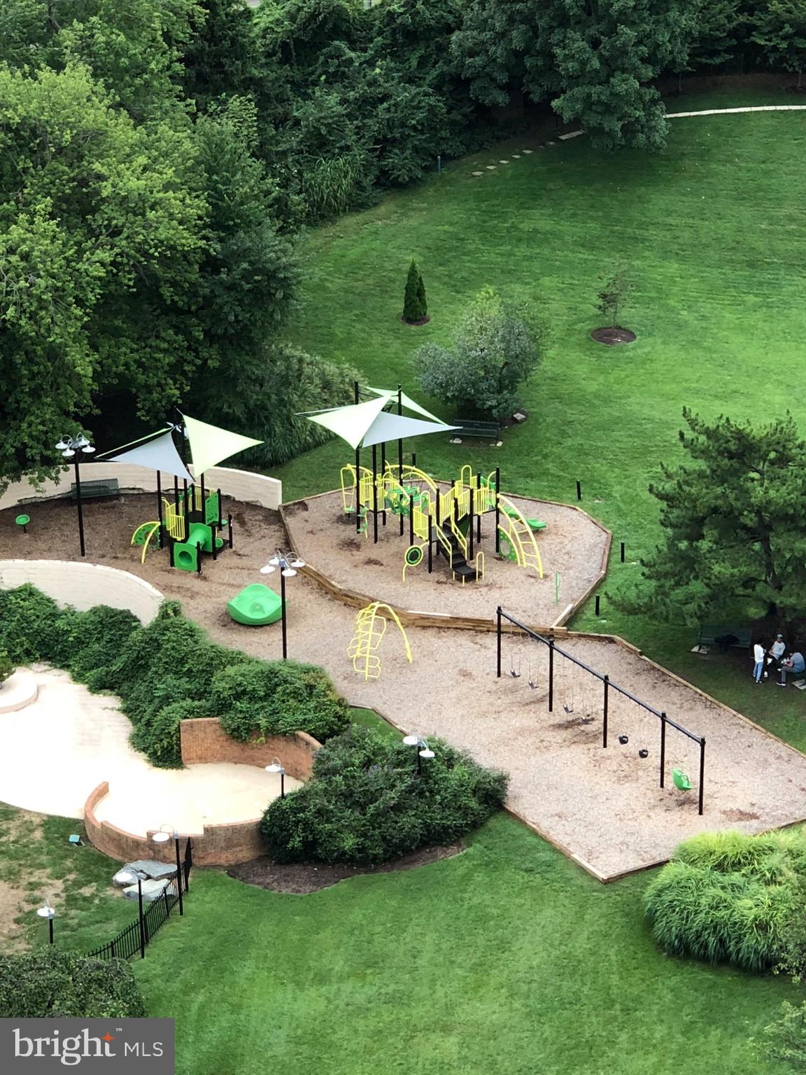 WATERGATE AT LANDMARK - Residential