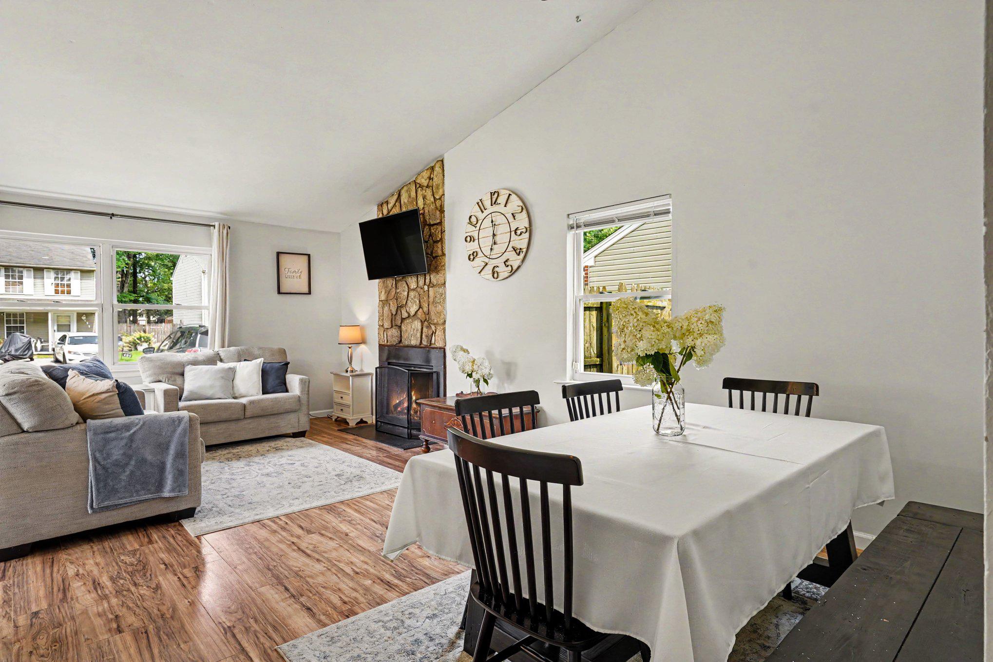 436 WINTERBERRY DRIVE