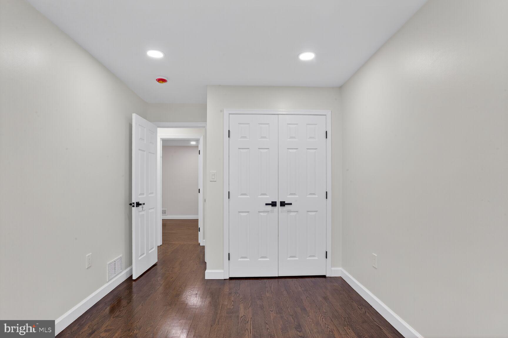 LINTHICUM HEIGHTS - Residential