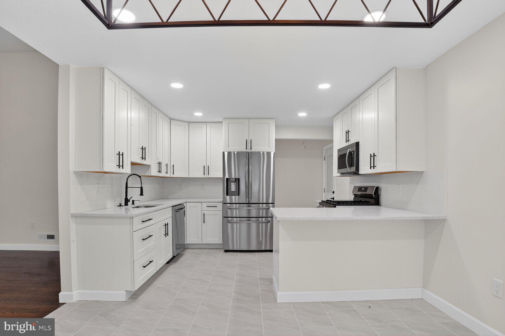 LINTHICUM HEIGHTS - Residential