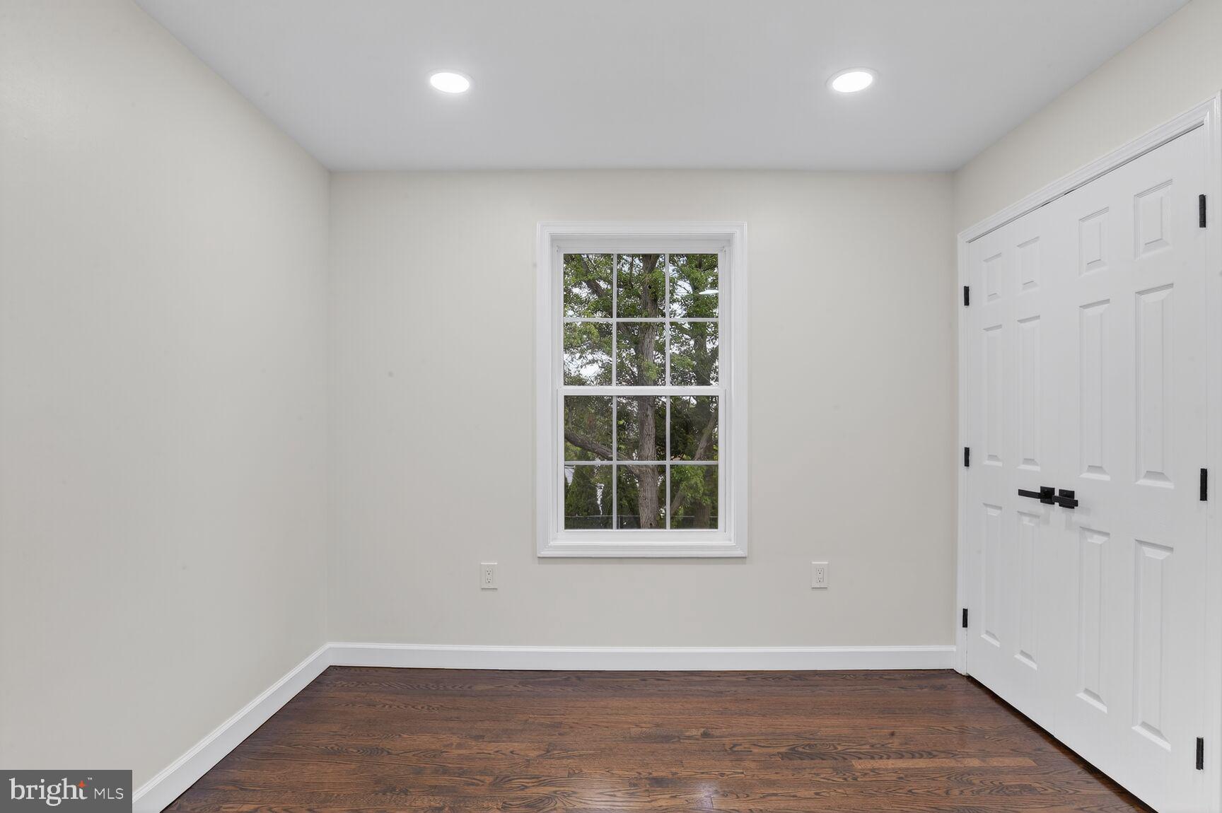 LINTHICUM HEIGHTS - Residential