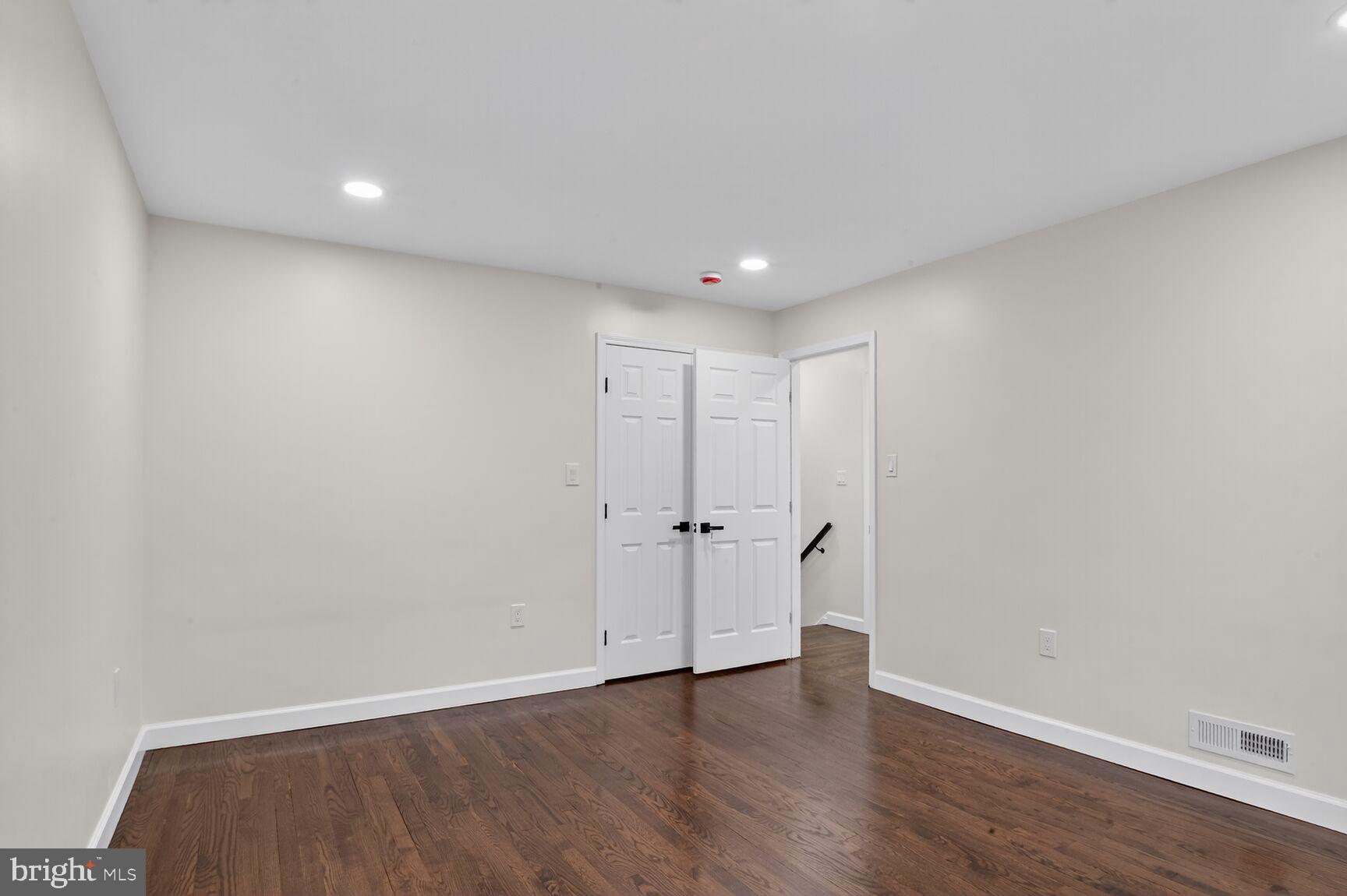 LINTHICUM HEIGHTS - Residential