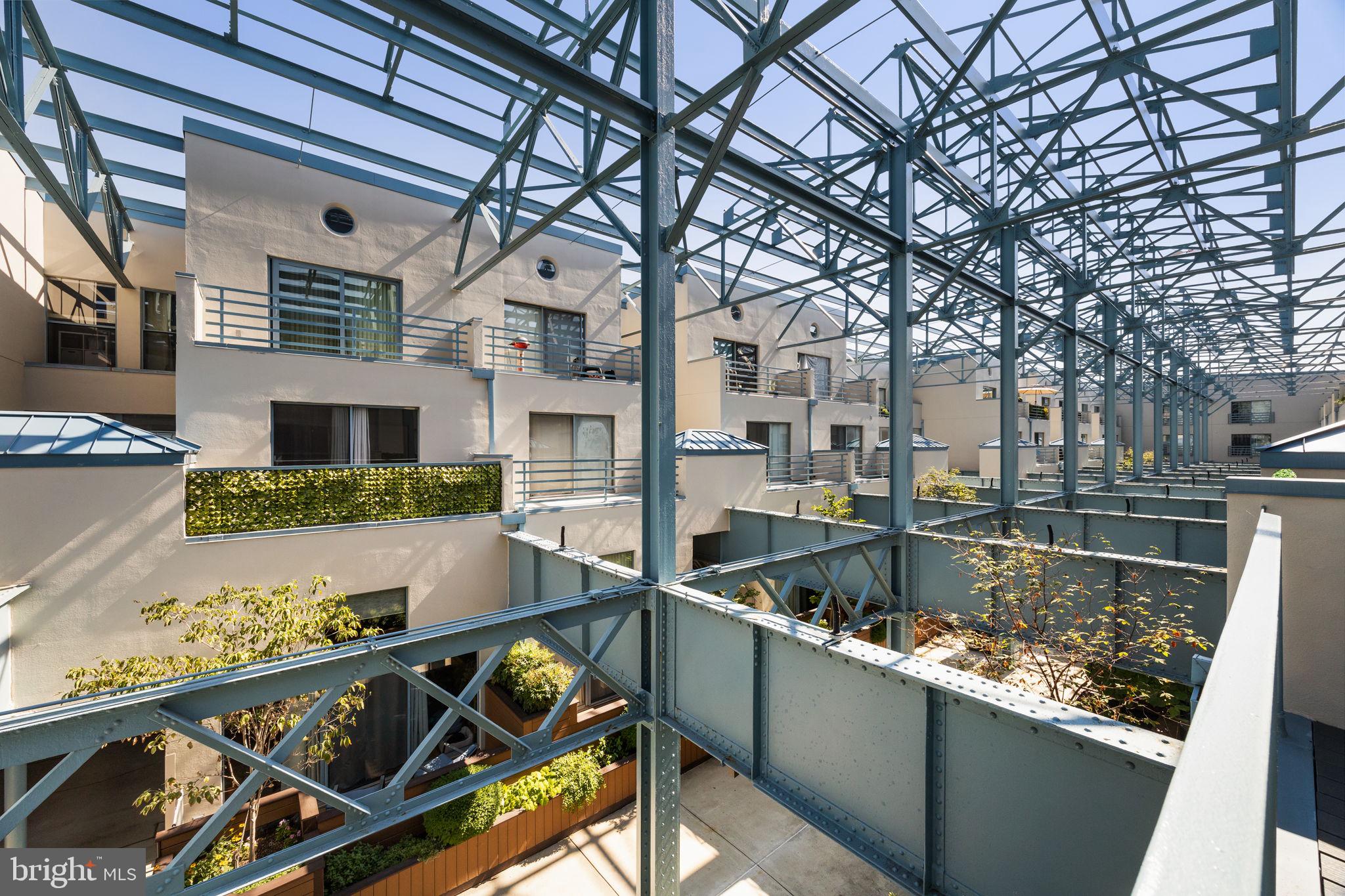 OLD CITY - Residential