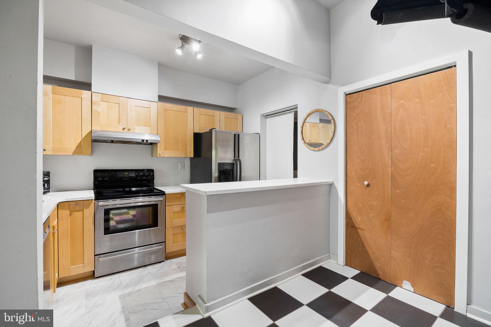 OLD CITY - Residential