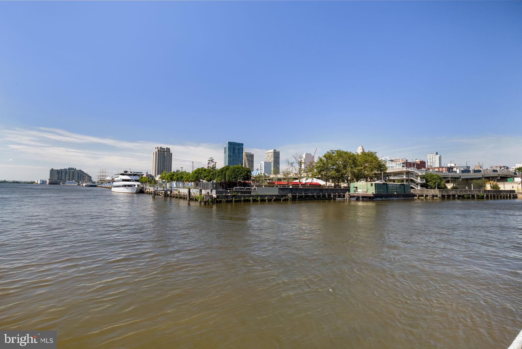 OLD CITY - Residential