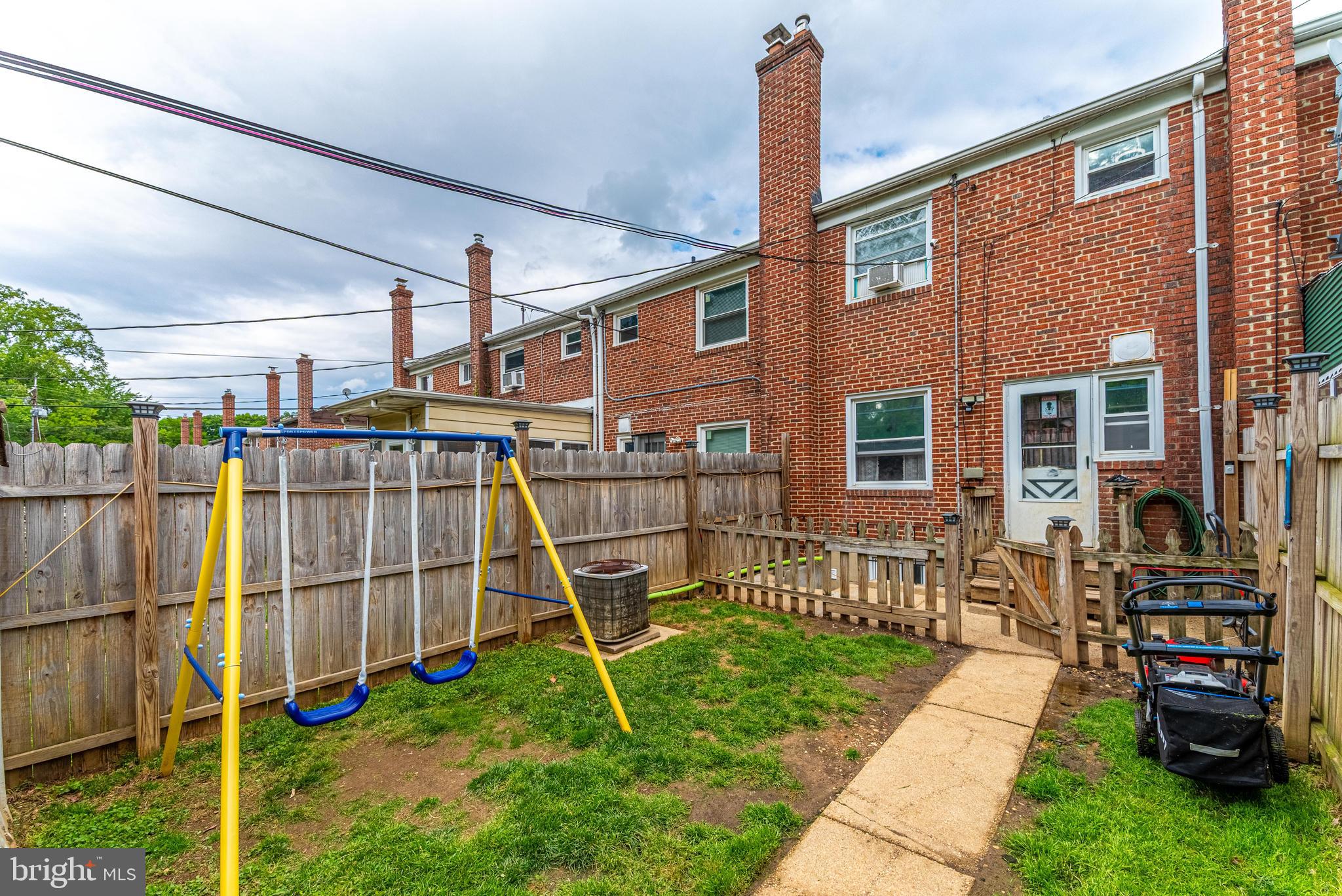 FRIENDSHIP GARDENS - Residential