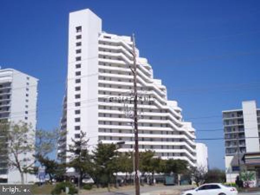 This is an exceptional 3 bedroom oceanfront condo in the Pyramid. Fully remodeled with a separate family room or use as a 2nd living room. Great for entertaining with a custom designed bar including a refrigerator, large ice maker and all the upgrades. This room is adjoined with an extended dining room and the main living room. Very spacious gourmet kitchen with breakfast bar. Over-sized owners closet, two master suites, one with a jacuzzi and a closet with built ins.  Designer floor tiles throughout, with upgraded carpet. Fully equipped walk-in laundry room. Two balconies offering fantastic views. Gross rental of $38,350 for 2015,   Special assessment $147.47 paid monthly until Jan 2019 for 3 new elevators. Not included in condo fee.