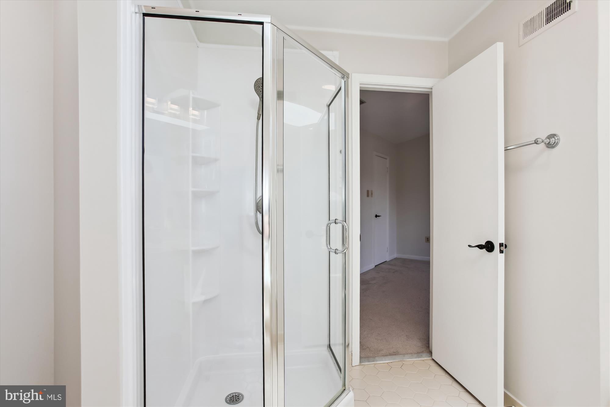 KINGSBERRY - Residential