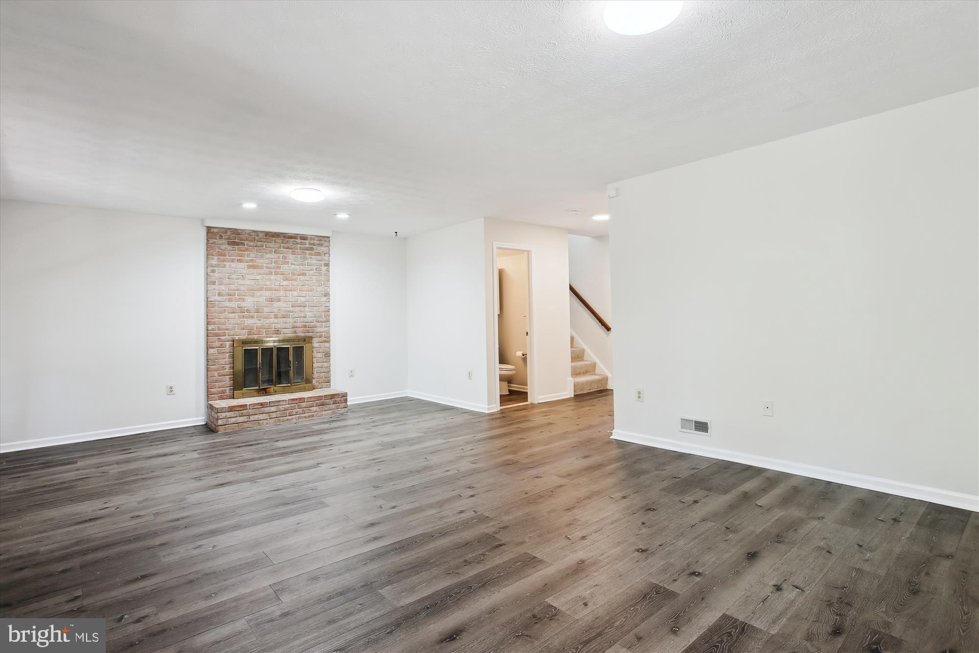 KINGSBERRY - Residential