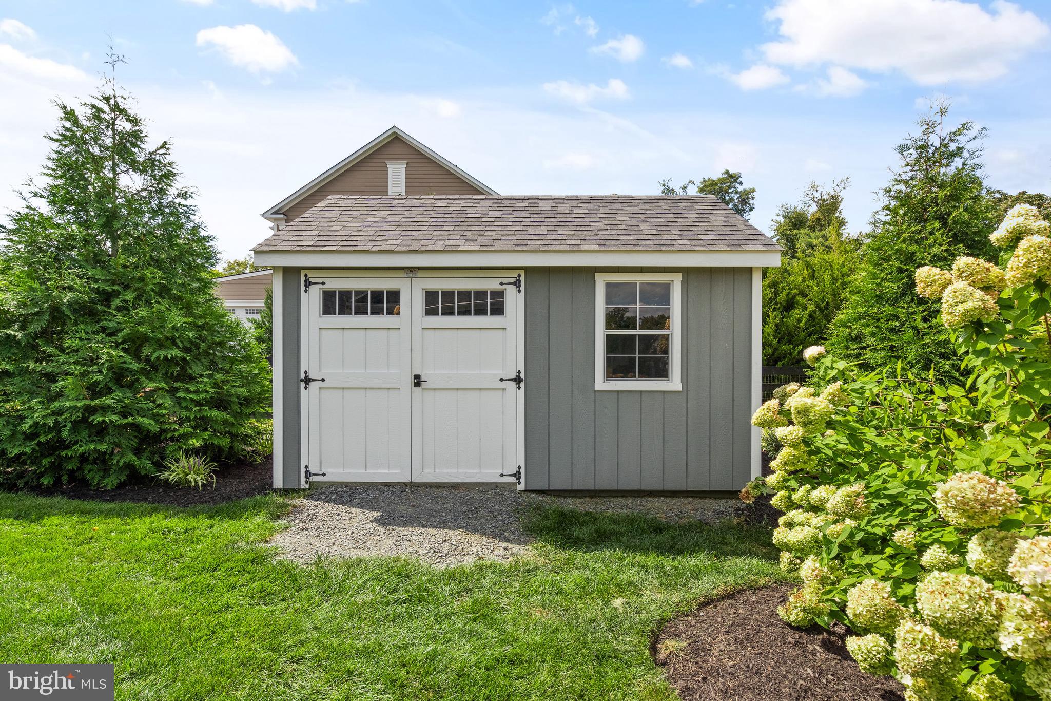 GREENS SOUTH AT WILLOWSF - Residential