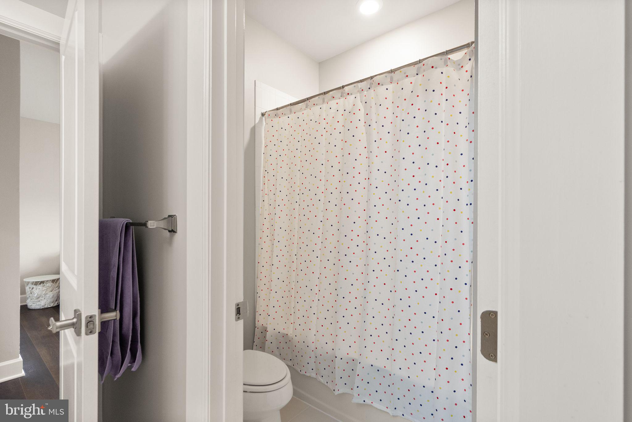 GREENS SOUTH AT WILLOWSF - Residential