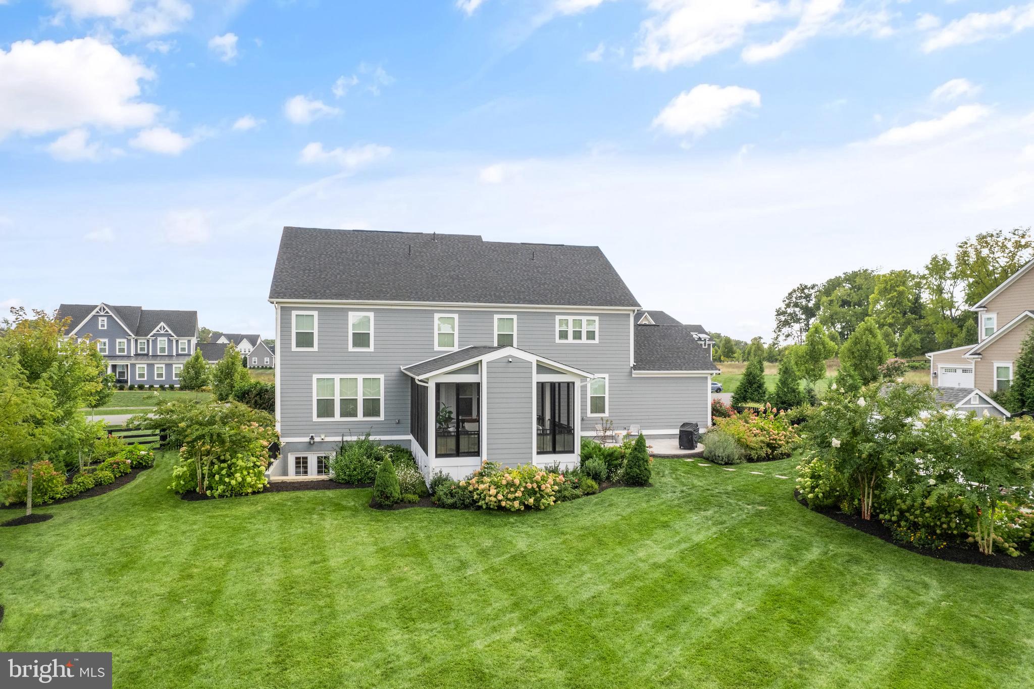 GREENS SOUTH AT WILLOWSF - Residential