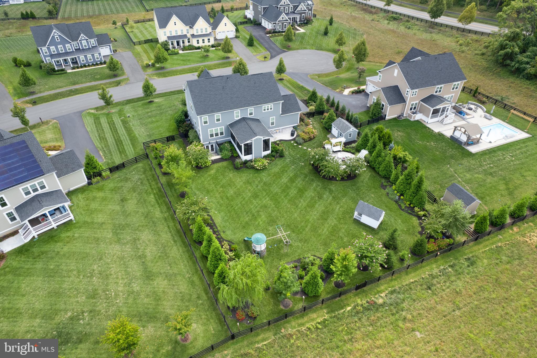 GREENS SOUTH AT WILLOWSF - Residential