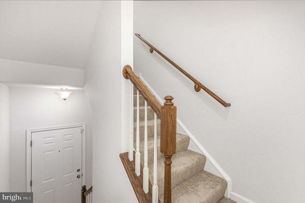 Photo of 7455 Brunson Circle, GAINESVILLE, VA 20155 (MLS # VAPW2106488)