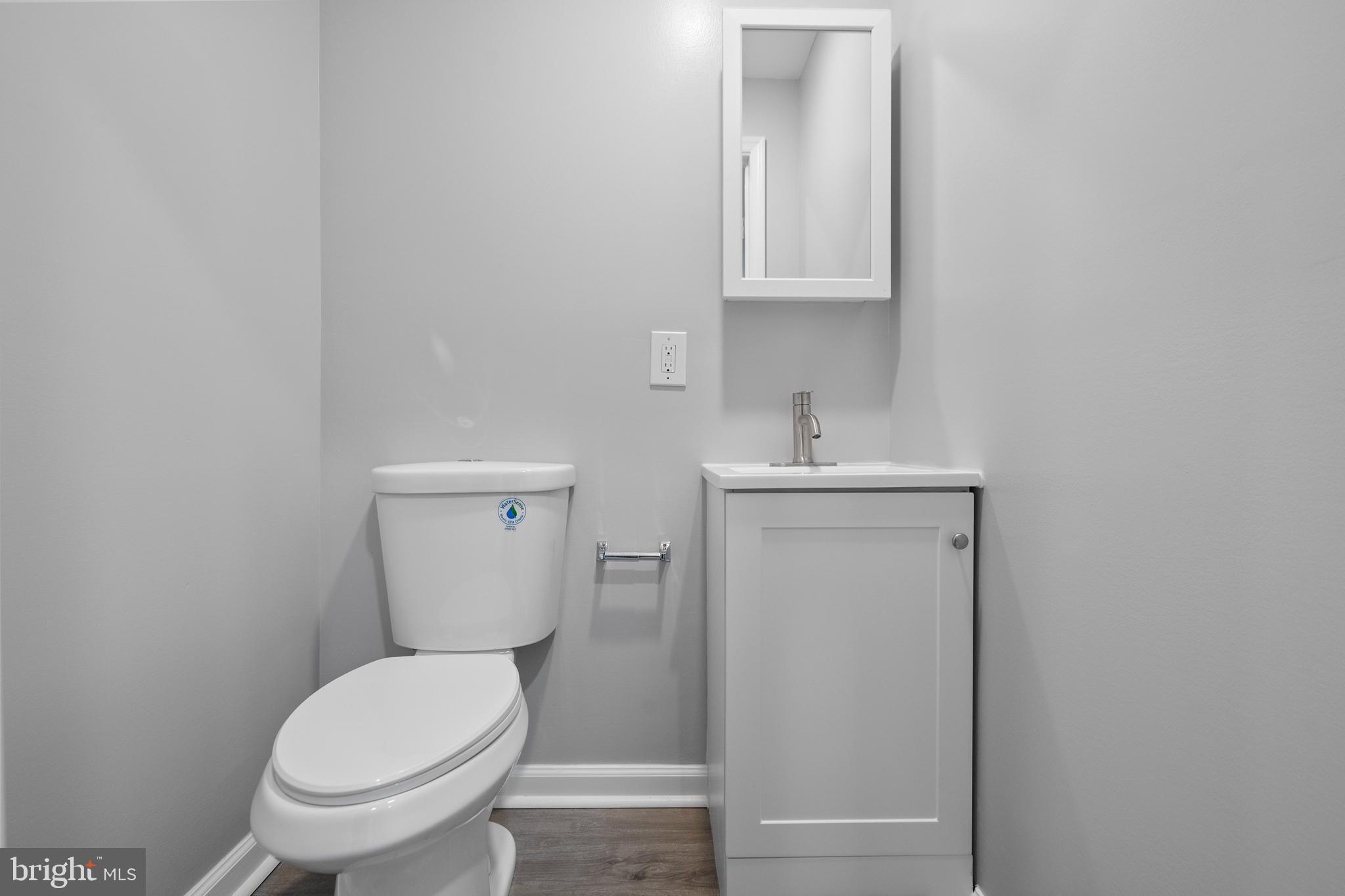 EVERGREEN LAWN - Residential