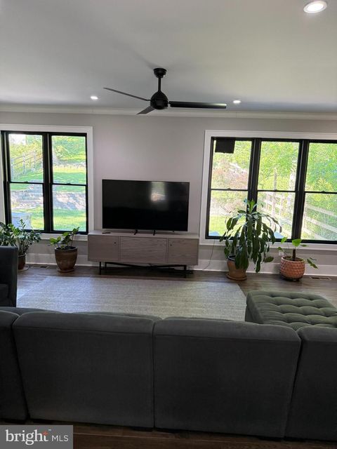 Tiny photo for 611 Mississippi Avenue, SILVER SPRING, MD 20910 (MLS # MDMC2235730)