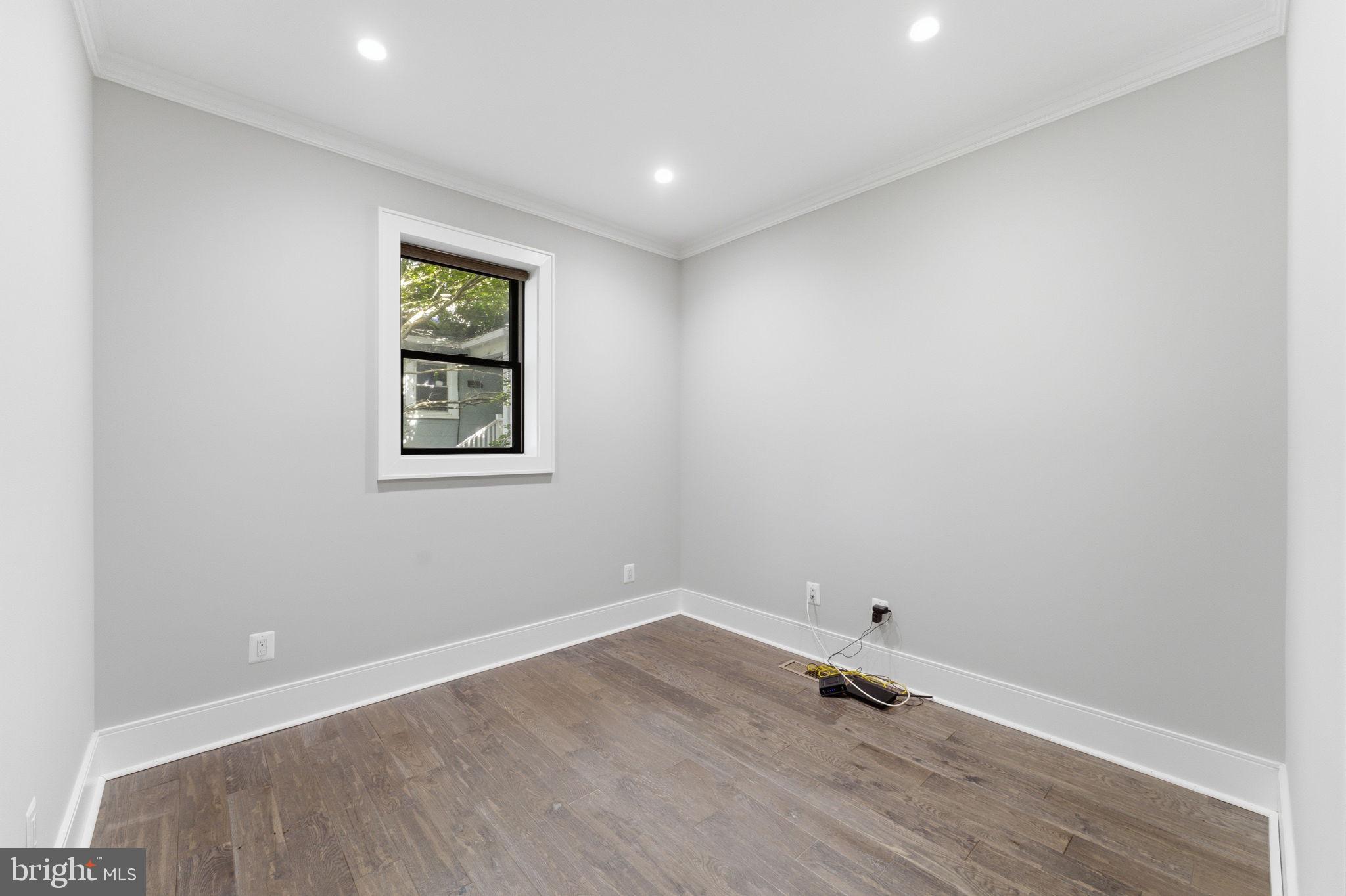 WHEATON OUT RES. (1) - Residential