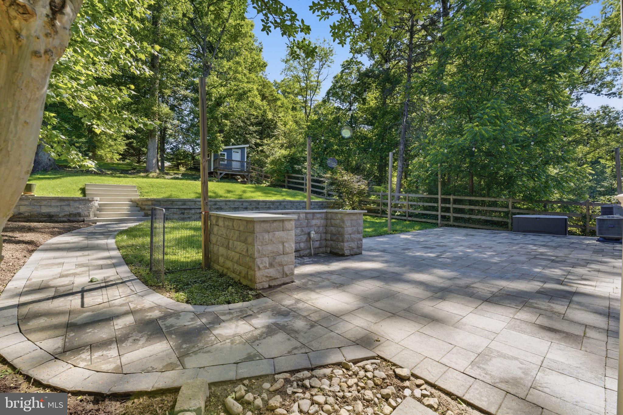 WHEATON OUT RES. (1) - Residential