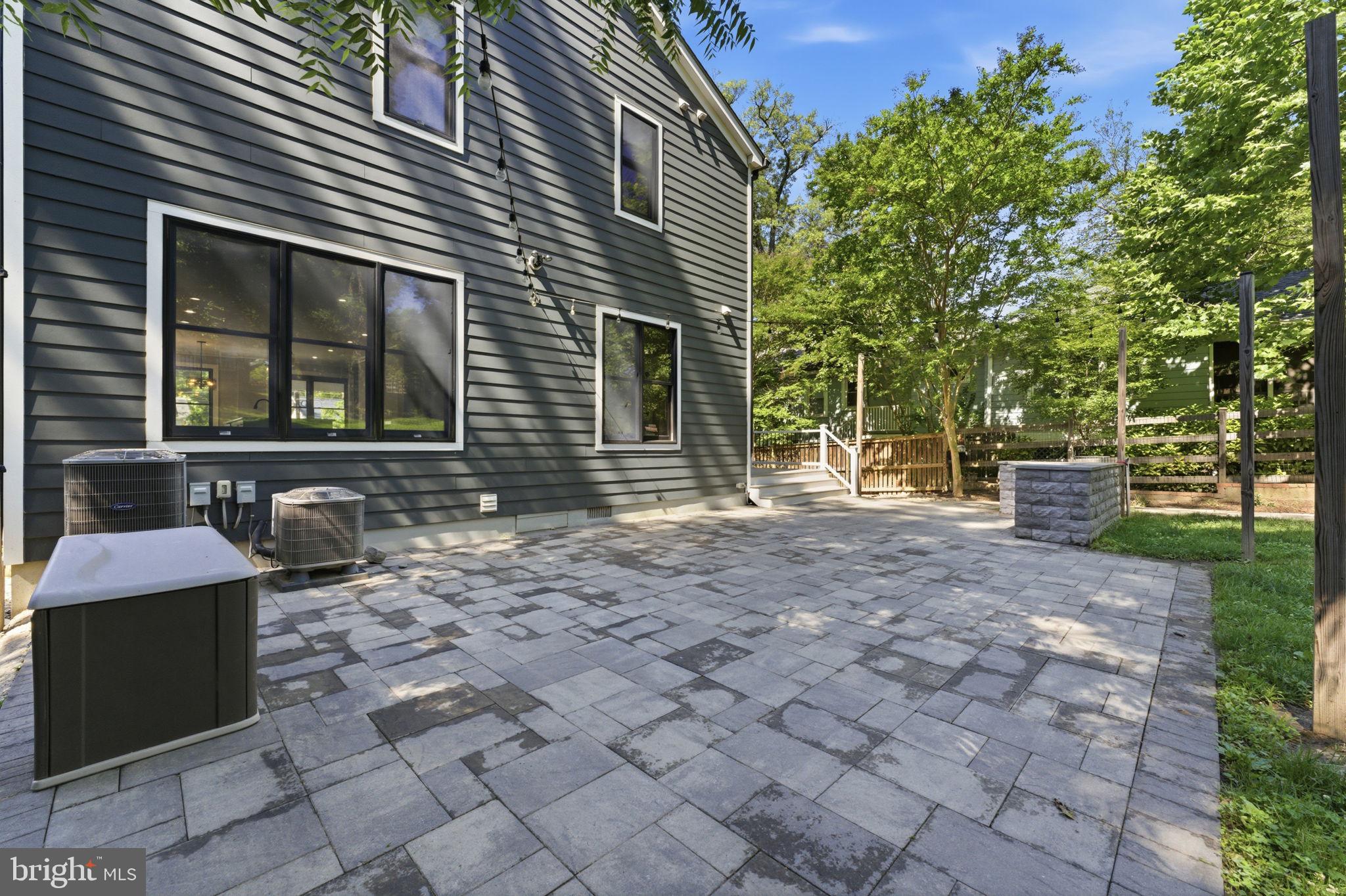 WHEATON OUT RES. (1) - Residential