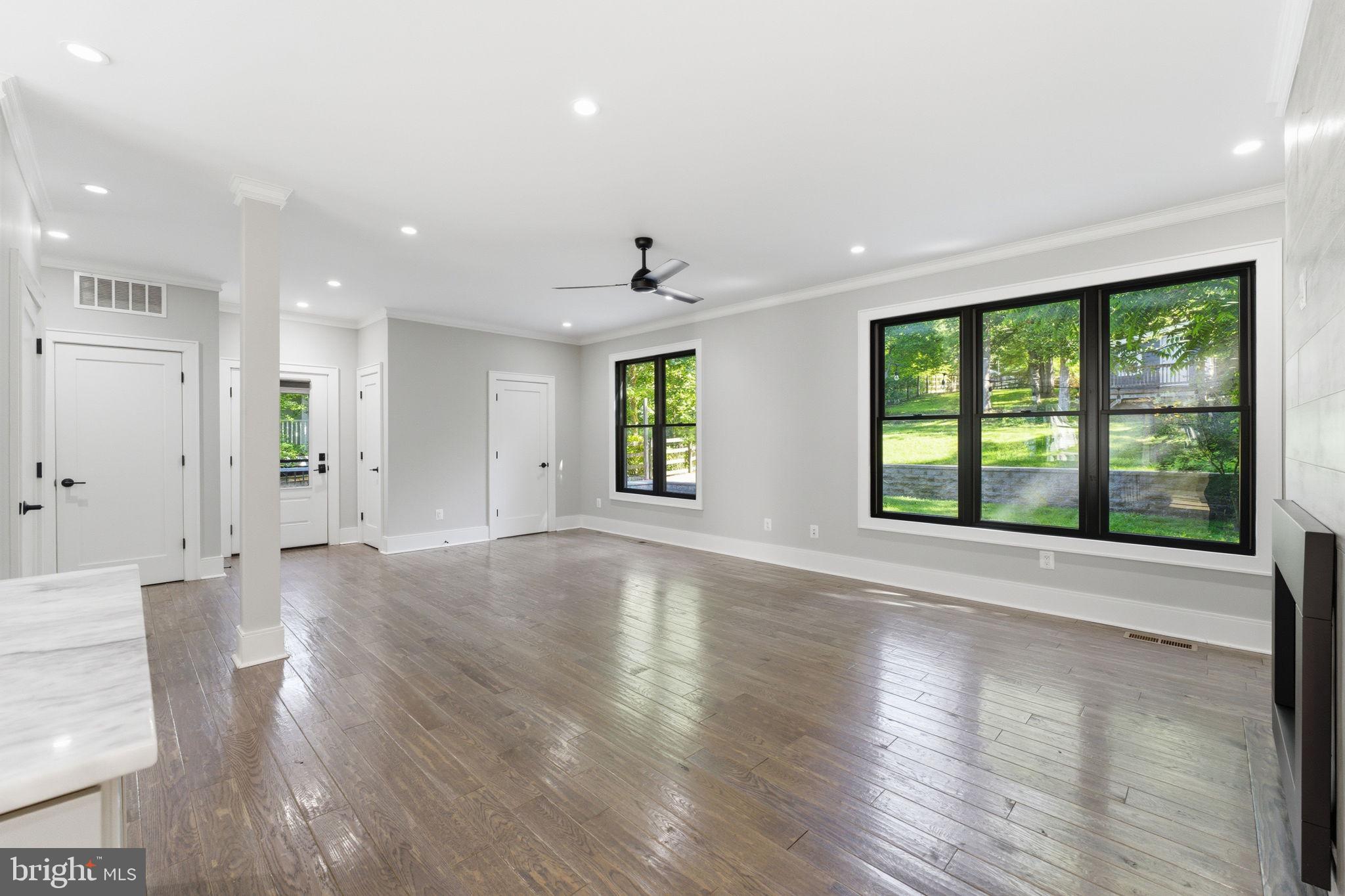 WHEATON OUT RES. (1) - Residential