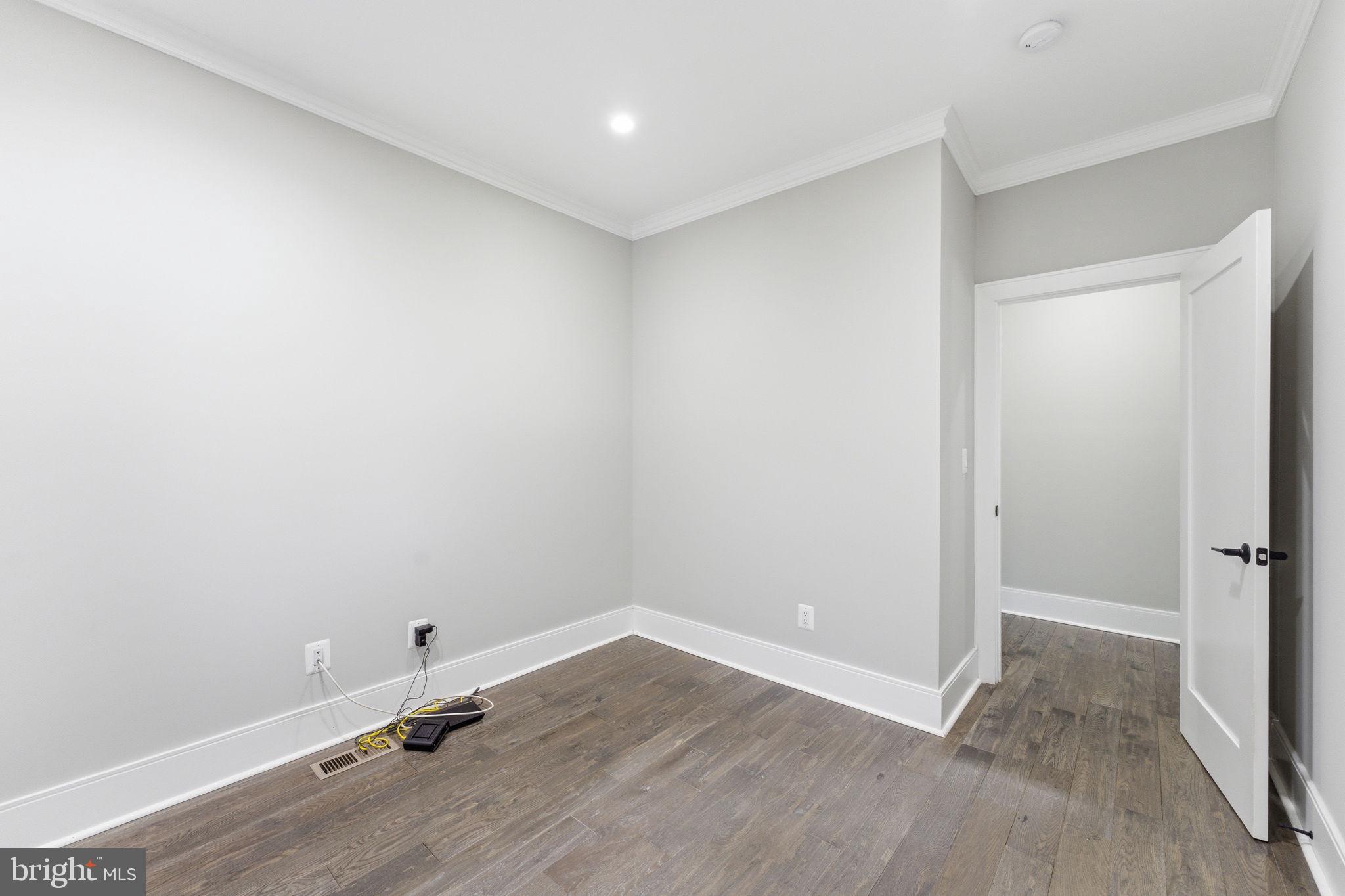 WHEATON OUT RES. (1) - Residential