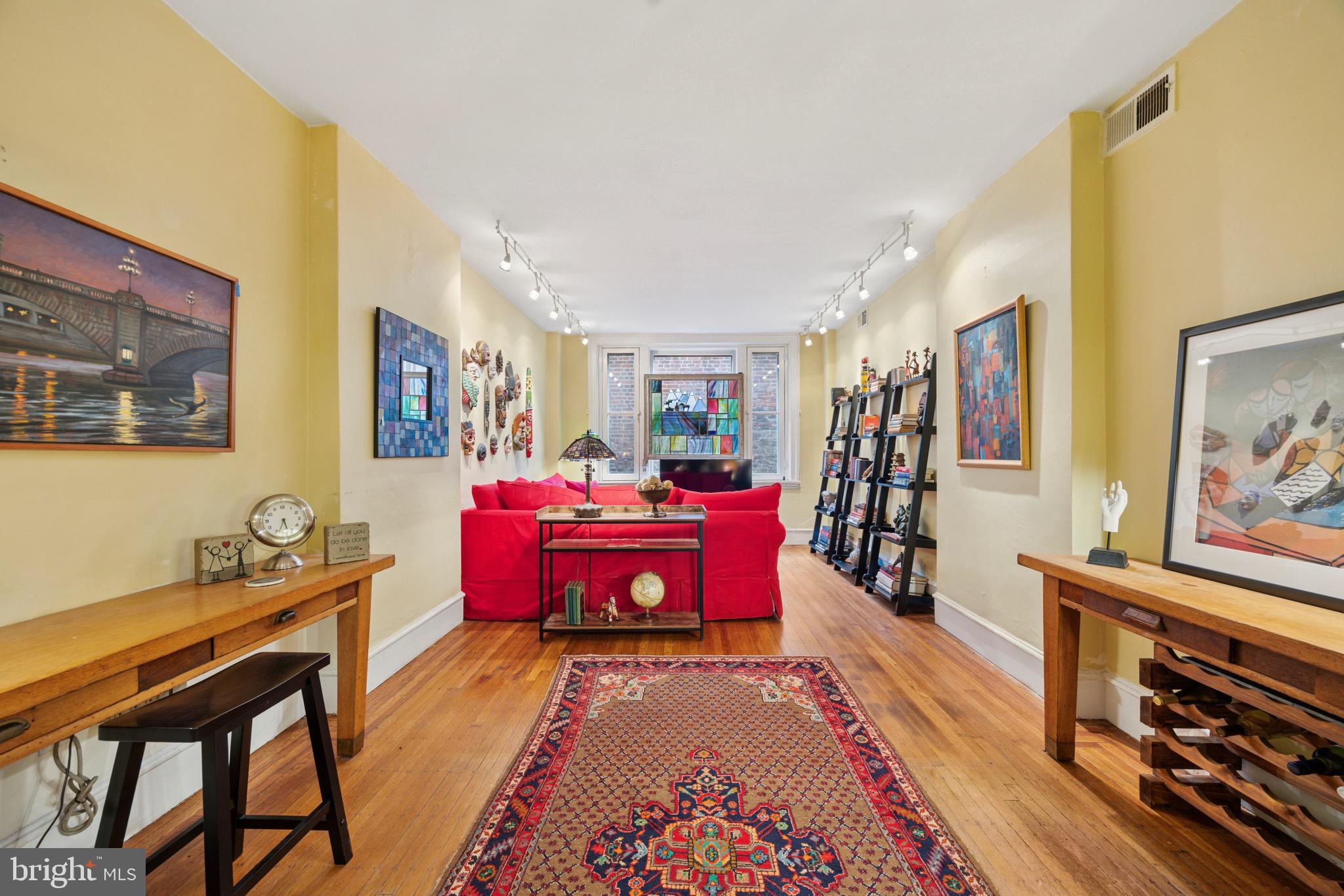 CENTER CITY - Residential