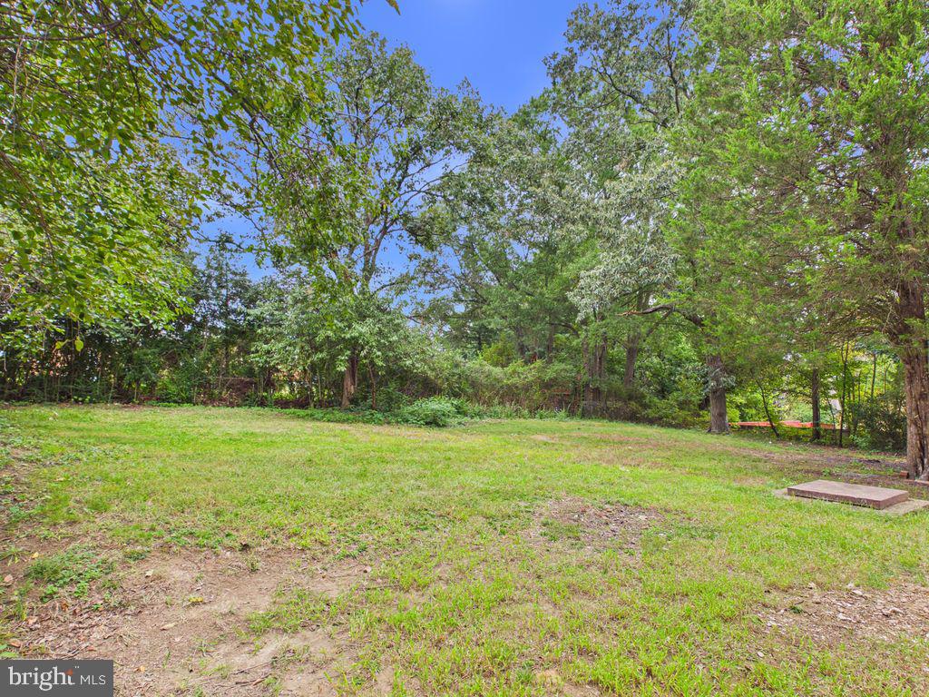 2610 BEACON HILL ROAD