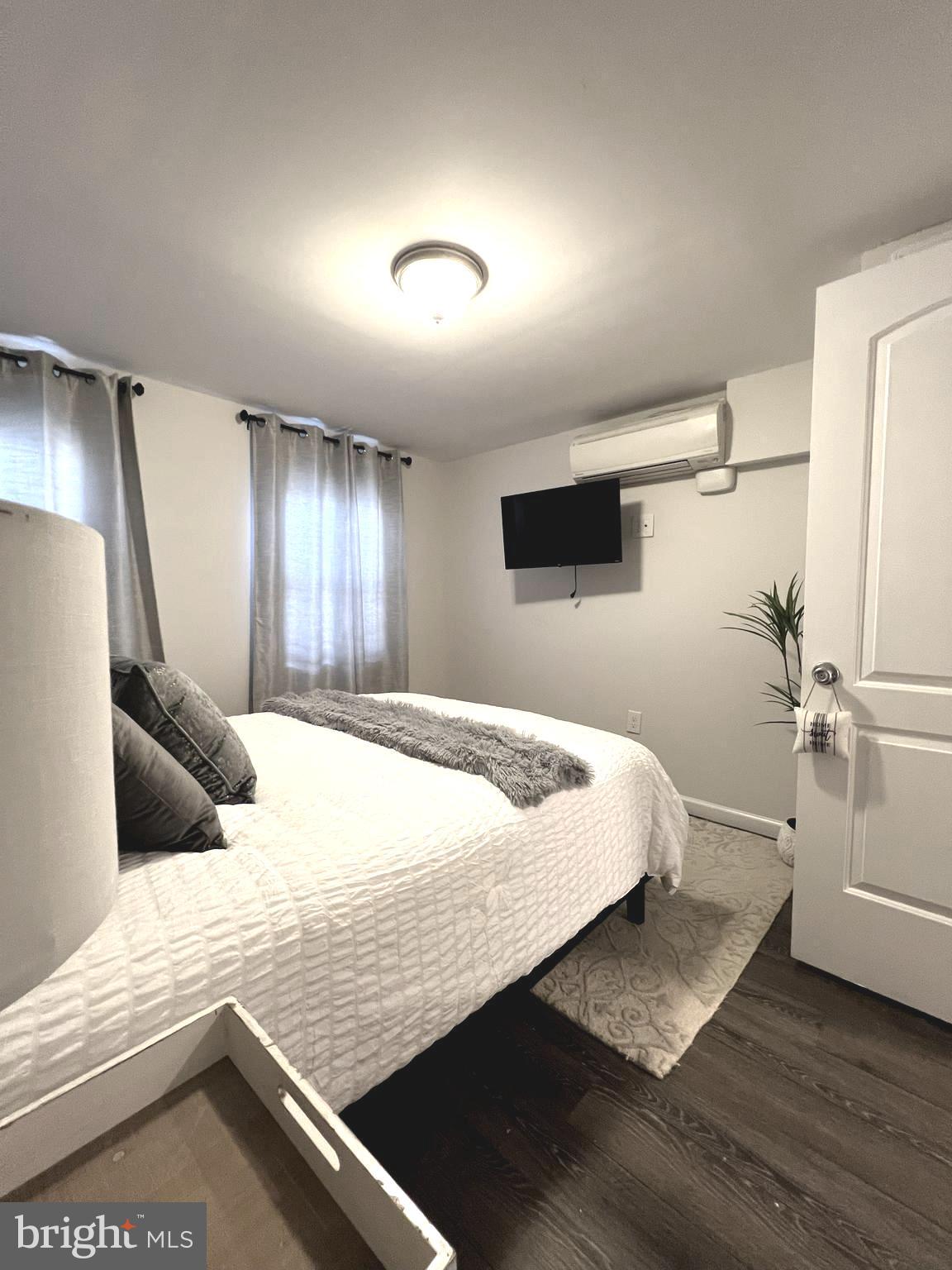 FELLS POINT HISTORIC DISTRICT - Residential