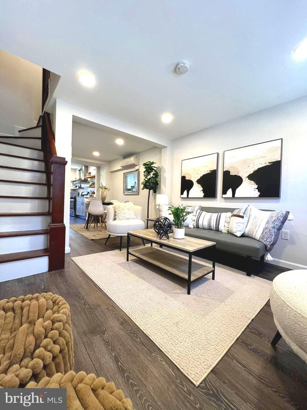 Photo of 324 S Castle Street, BALTIMORE, MD 21231 (MLS # MDBA2192162)