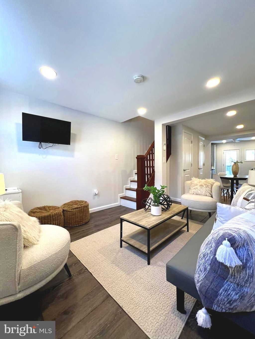 Photo of 324 S Castle Street, BALTIMORE, MD 21231 (MLS # MDBA2192162)