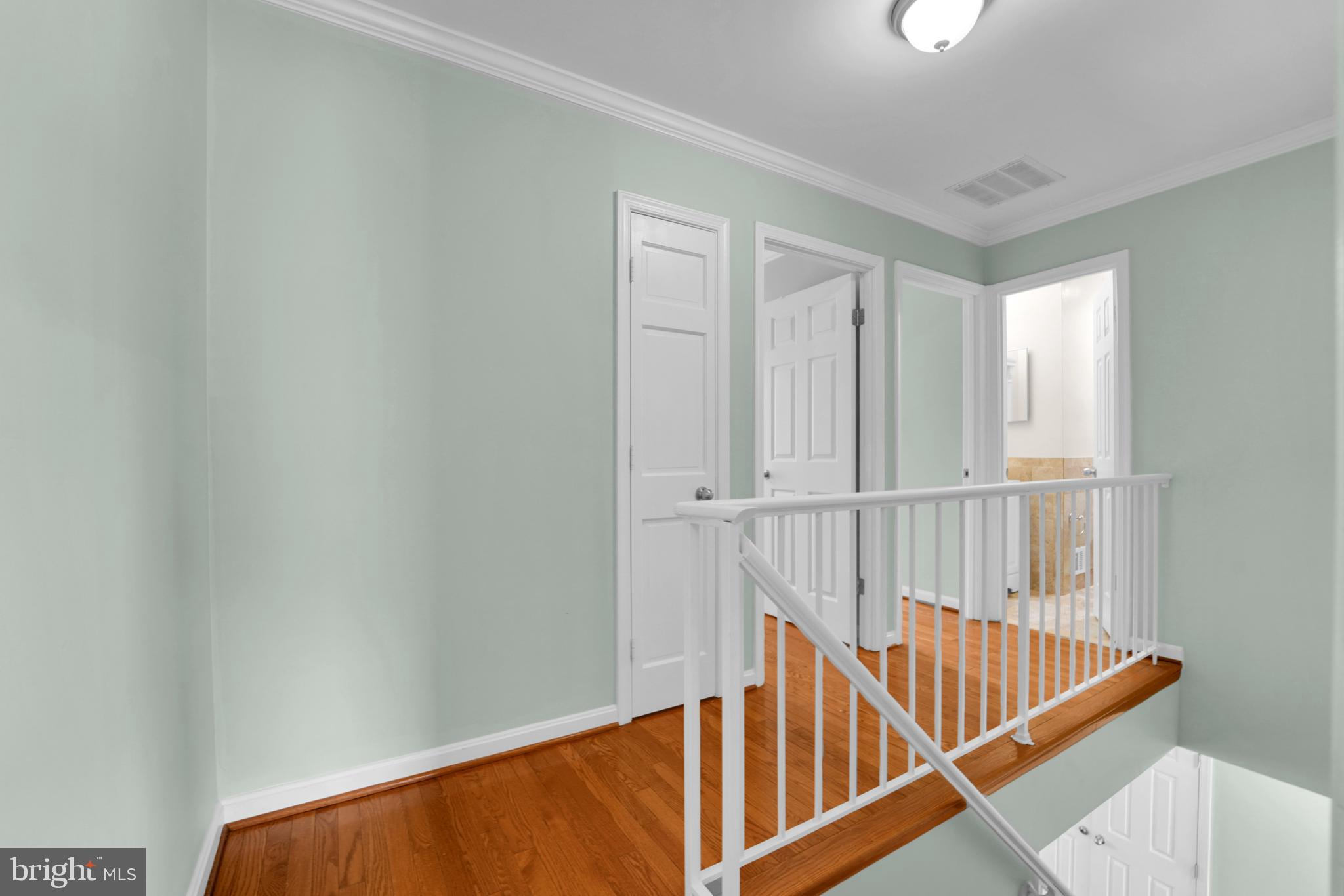 LAFAYETTE VILLAGE - Residential