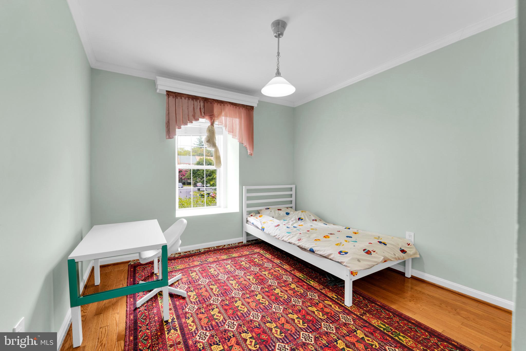 LAFAYETTE VILLAGE - Residential