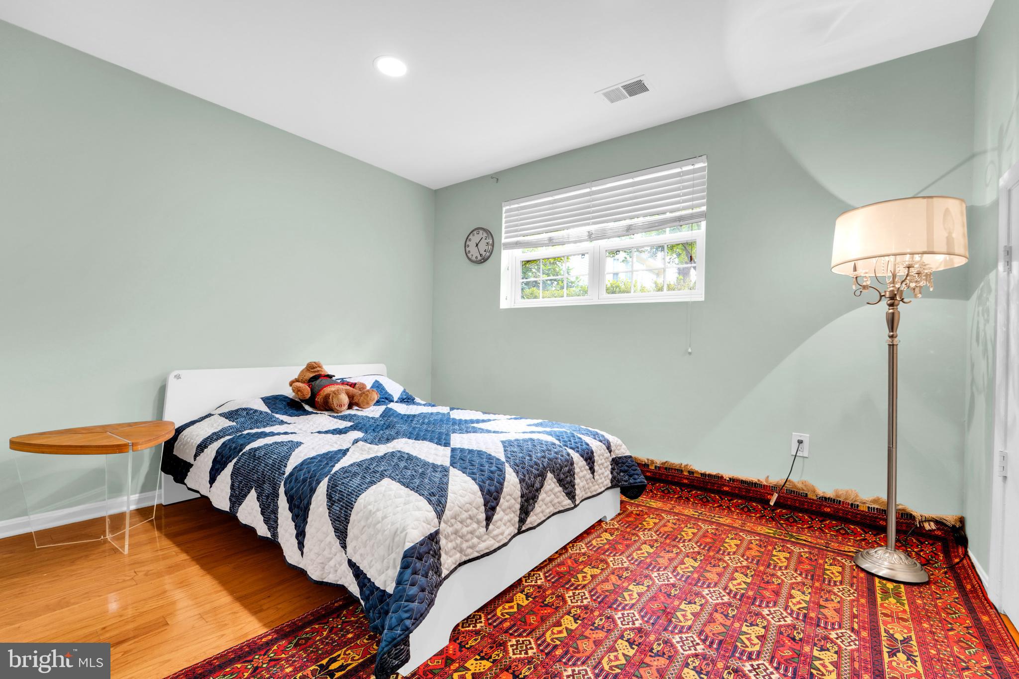 LAFAYETTE VILLAGE - Residential